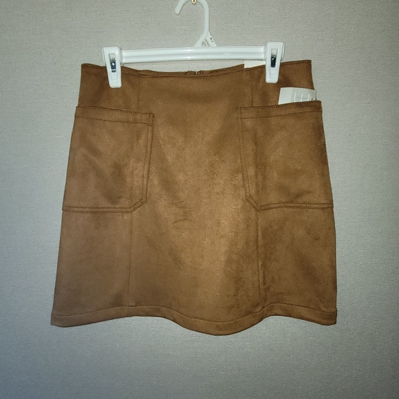 Brand new Maurices Brown Suede Skirt - Picture 4 of 7